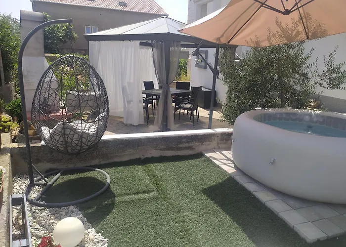 Lea-stella Apartment *