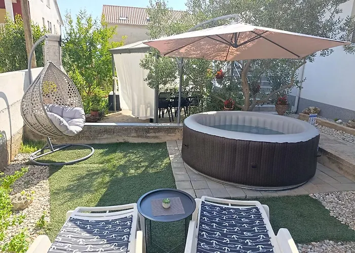 Lea-stella Apartment *